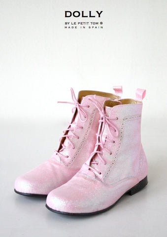 DOLLY Classic Doll Boot in pink glitter