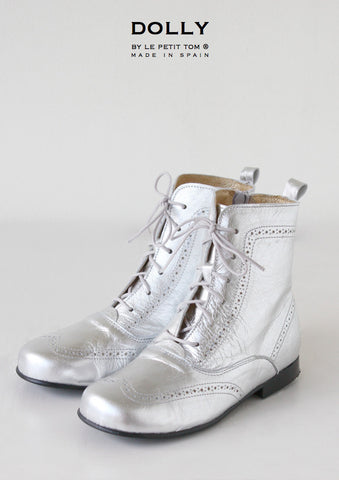 DOLLY Classic Doll Boot in silver leather